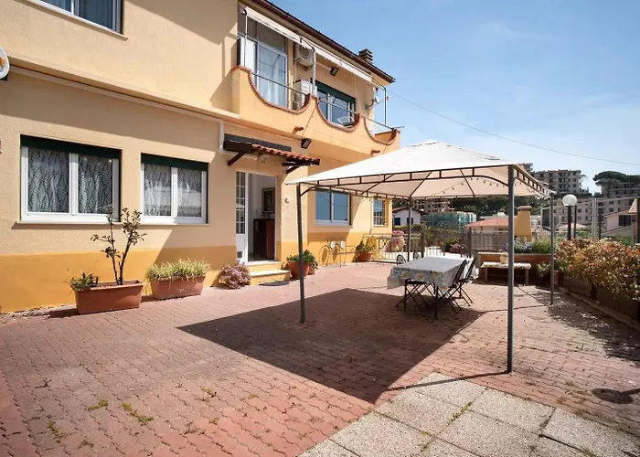 Casa Thea بيت للعطل سانتو ستيفانو أل ماري